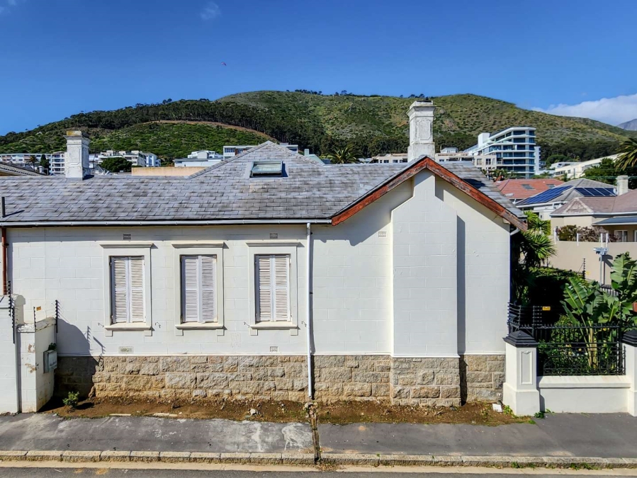 To Let 3 Bedroom Property for Rent in Sea Point Western Cape